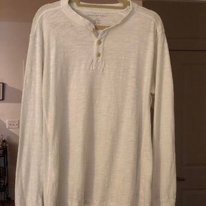 Long sleeve 3 button tee